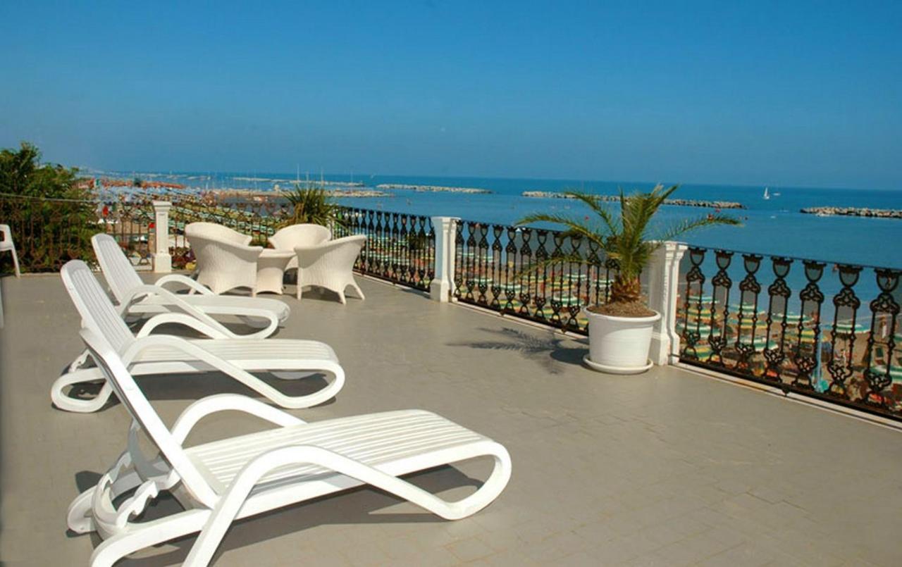 Hotel Lido Rimini Rum bild