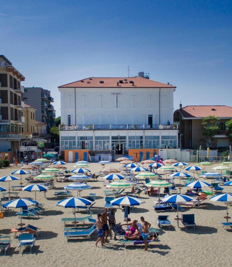 Hotel Lido Rimini Exteriör bild