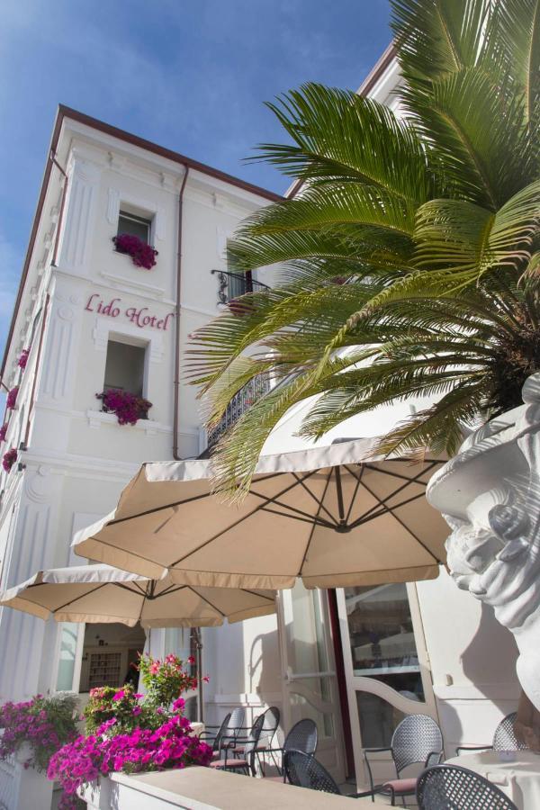 Hotel Lido Rimini Exteriör bild